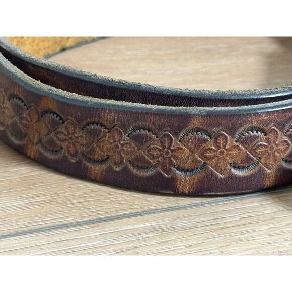 Vintage Mexican Tooled Silver & Abalone Women’s Belt Sz 28 Western Boho Artisan - Picture 3 of 15